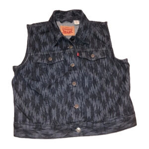 LEVI’S Denim Western Arrow Print Design Dark & Light Blue Vest Size Large / XL